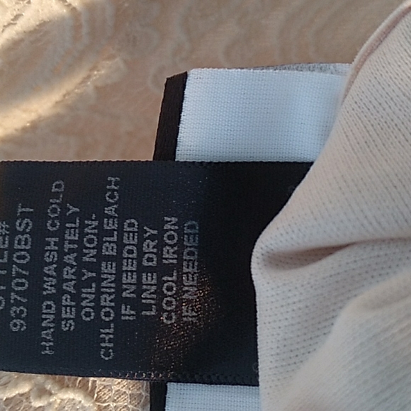 Vintage Lace Faux Corset Style Y2K Boho Fairy Top by Studio 1940. - Picture 12 of 13